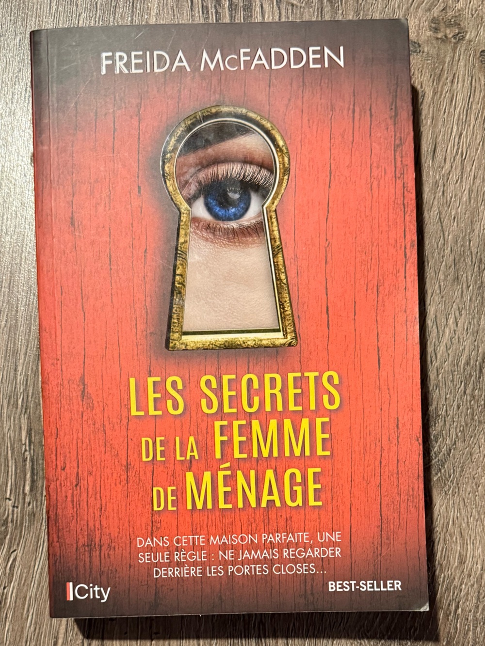 Les Secrets de la Femme de Ménage - Paperback (Livre 2)